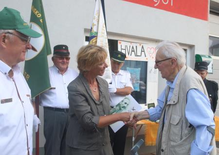Slovesnost ob15. obletnici  Notranjskega domoljubnega društva General Maister Unec 42 Foto Ljubo Vukelič